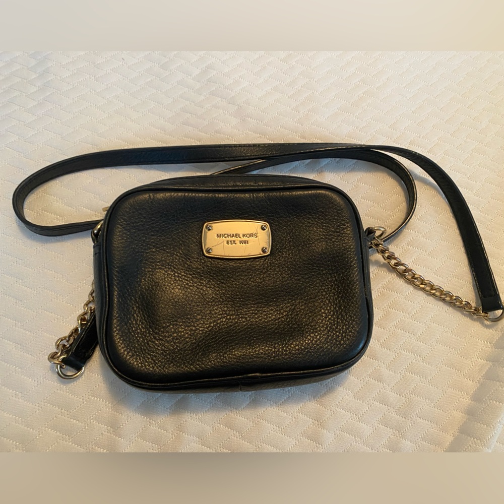 Michael Kors Black crossbody purse
